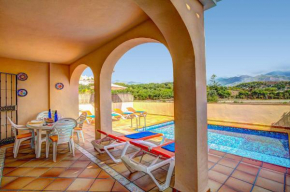 Villa reyes